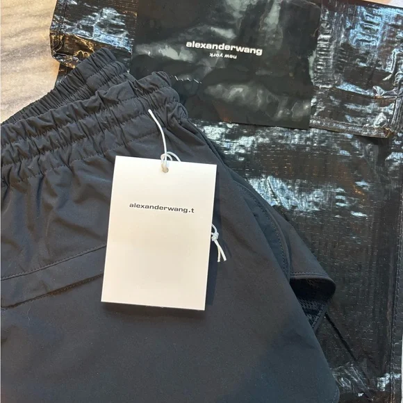 NWT* Alexander Wang Blk marathon shirt in small